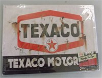 Nostalgic Texaco Motoroil Sign
