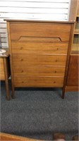 MID CENTURY CHEST OF 5 DRAWERS, 35”W x 19”D x 46”T