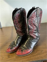 J. Chisholm 9 .5 D cowboy boots