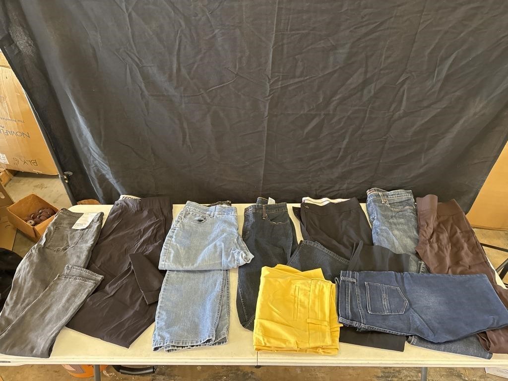 Various Types & Sized Women’s Jeans / Pants