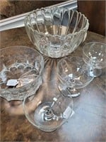 Set of glassware