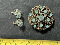 Vintage Coro brooch with earrings, both have pale