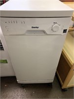 DANBY COMPACT PORTABLE DISHWASHER-NEEDS CLEANING