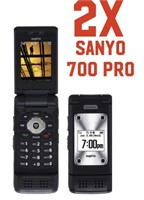 2X SANYO 700 PRO FLIP PHONE / NEW CONDITION