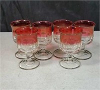 Cordial glasses in clear and red