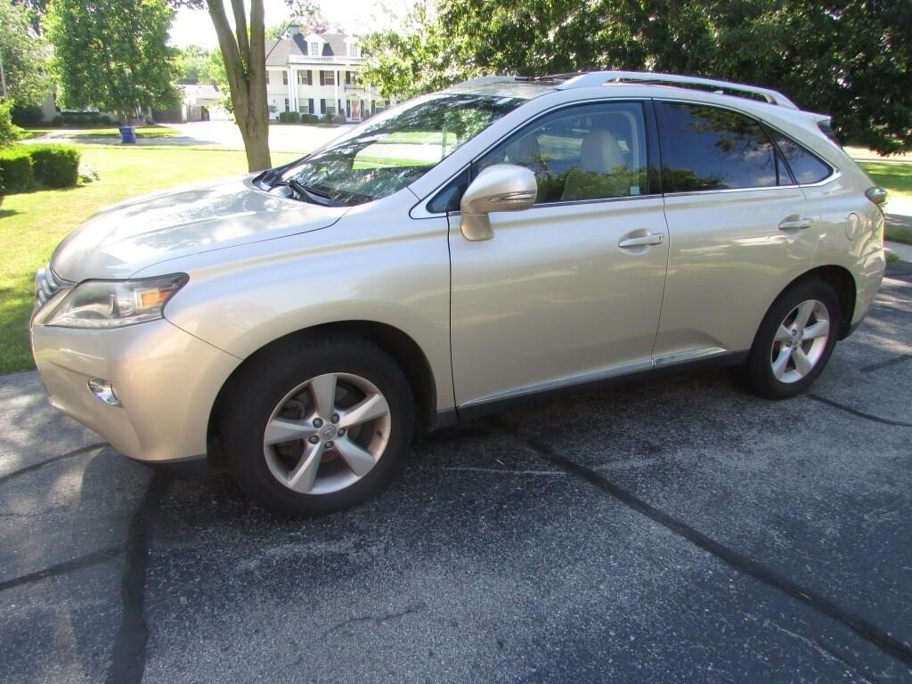 2015 Lexis RX SUV  101,212 miles, runs great