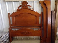 ANTIQUE FULL SIZE BED