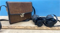 Bushnell 8X40 Binoculars w/Case