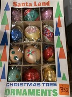 Box Santaland Glass Ornaments