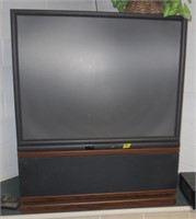 Older big screen TV, untested
