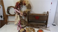 Wooden Home Decor Lot