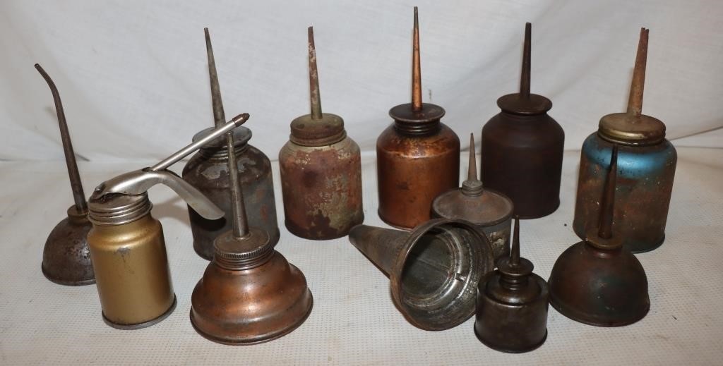 10 Vintage Oil Cans