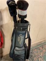 Golf set with bag