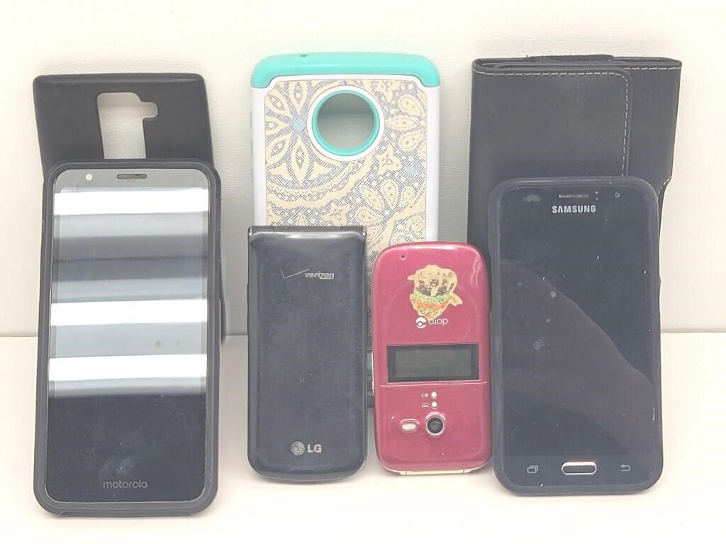 Lot of 4 Cell Phones: LG, Samsung, Motorola,