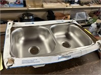 NEW STAINLESS SINK