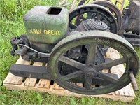 John Deere Antique Pump Engine