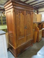 CHERRY FINISH 2 DOOR 1DRWR WARDROBE ARMOIRE