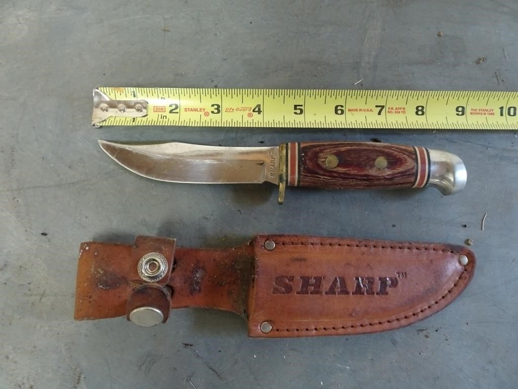 Sharp Knife with Sheath