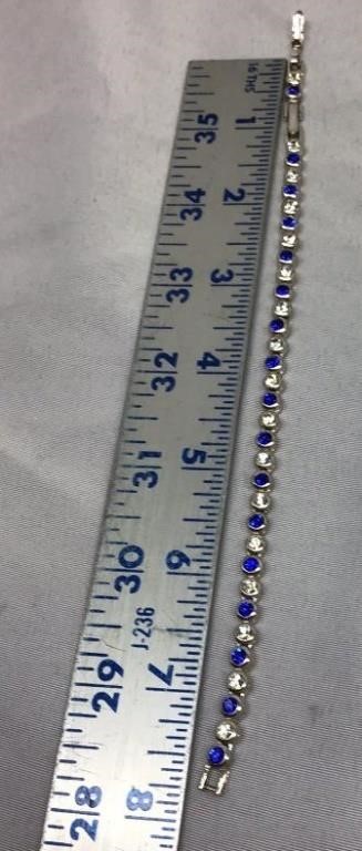 OF) BLUE AVON RHINESTONE SILVER BRACELET