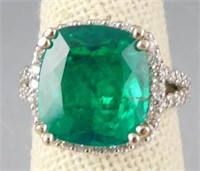 Lot # 4072 - 14k Gold Emerald & Diamond ring