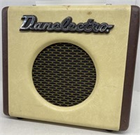 Danelectro speaker works no cord