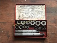 Snap-on bushing driver set