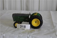 JD 2640 toy tractor