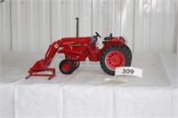 IH 786 custom toy tractor