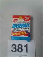 BASEBALL CARDS