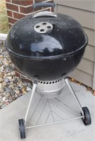 Weber Black 22" Charcoal Wheeled Grill