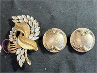 Vintage gold tone earrings and brooch with