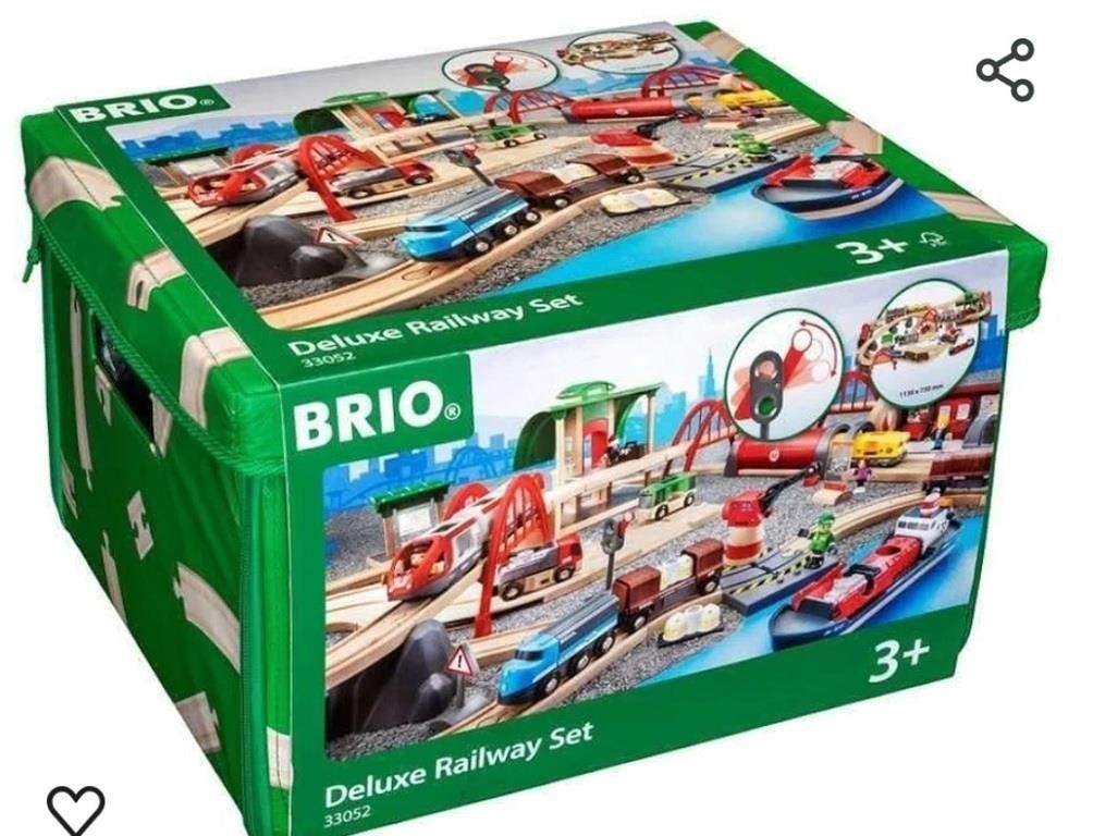 BRIO World - 33052 Deluxe Railway Set | Wooden
