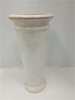 Ceramic vase