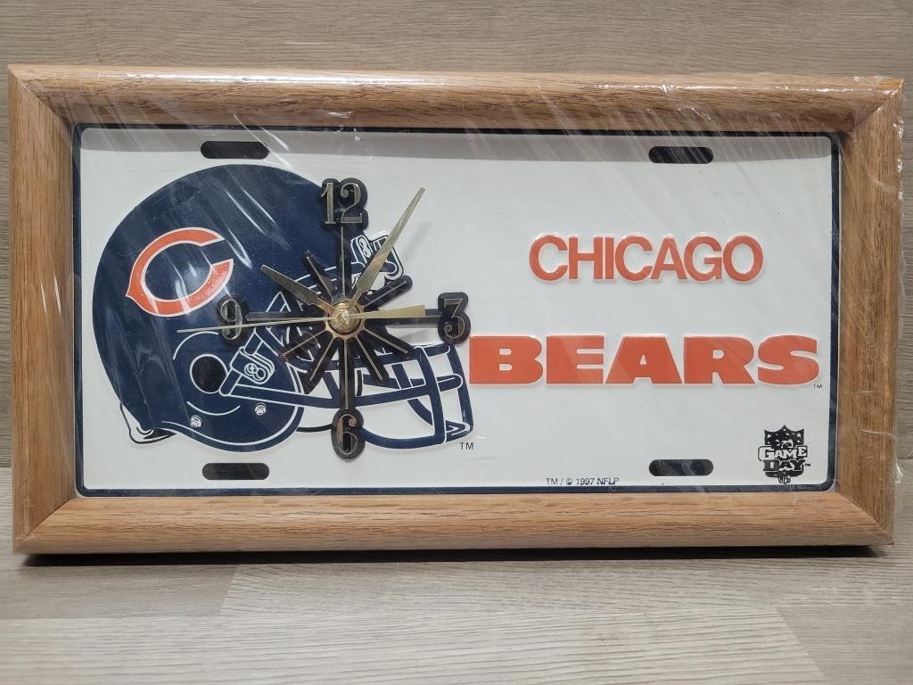 Chicago Bears License Plate Clock NFLP NEW