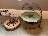 TWO TIER PIE HOLDER AND ARTIFICIAL PIE WITH CRACK