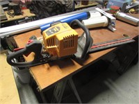 poulan gas hedgetrimmers