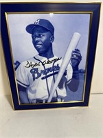 8x10 B & W Milwaukee Braves Hank Aaron autograph