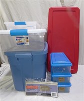 7 Plastic Storage Container & Collapsible  Storage