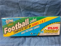 Unopened Topps 1992 football cards