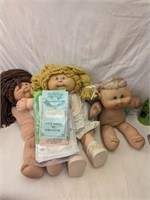 1982 Cabbage Patch Dolls w/ Papers