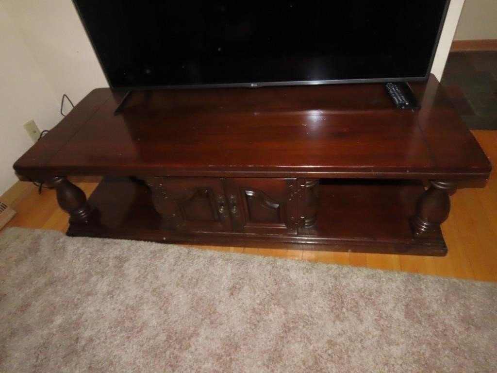 Coffee table/TV stand.