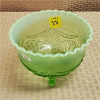 Jefferson Glass Ruffles & Rings Opalescent Bowl