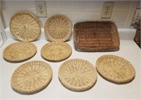 7 Paper Plate Holders & A Basket
