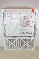 HONEYWELLL HOME AIR FILTERS 20X25 4 PACK *NEW*