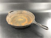 Lodge #8 new cast iron skillet in need of seasonin