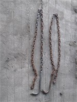 2 8' x 5/16  chains with hooks