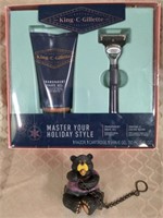 King C Gillette Razor gift set + bear ornament