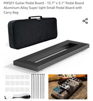 NEW Guitar Pedal Board w/ Carrying Case - 15.7” x