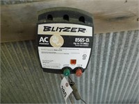 BLITZER 8565-D FENCE CHARGER