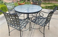 320 - PATIO TABLE W/ 4 CHAIRS